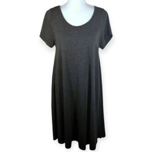 GRAY DRESS SZ.L EUC.  GORGEOUS DRESS IN EXCELLENT USED CONDITION.